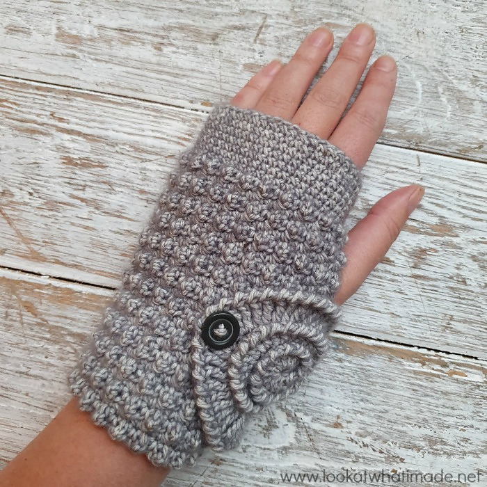 Ammonite_Wrist_Warmers_Stonewahsed_LAWIM