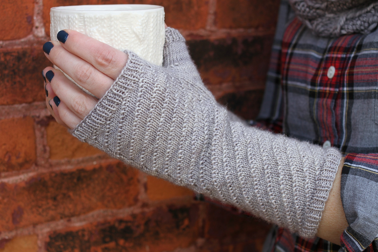 Adrift_mitts_cup